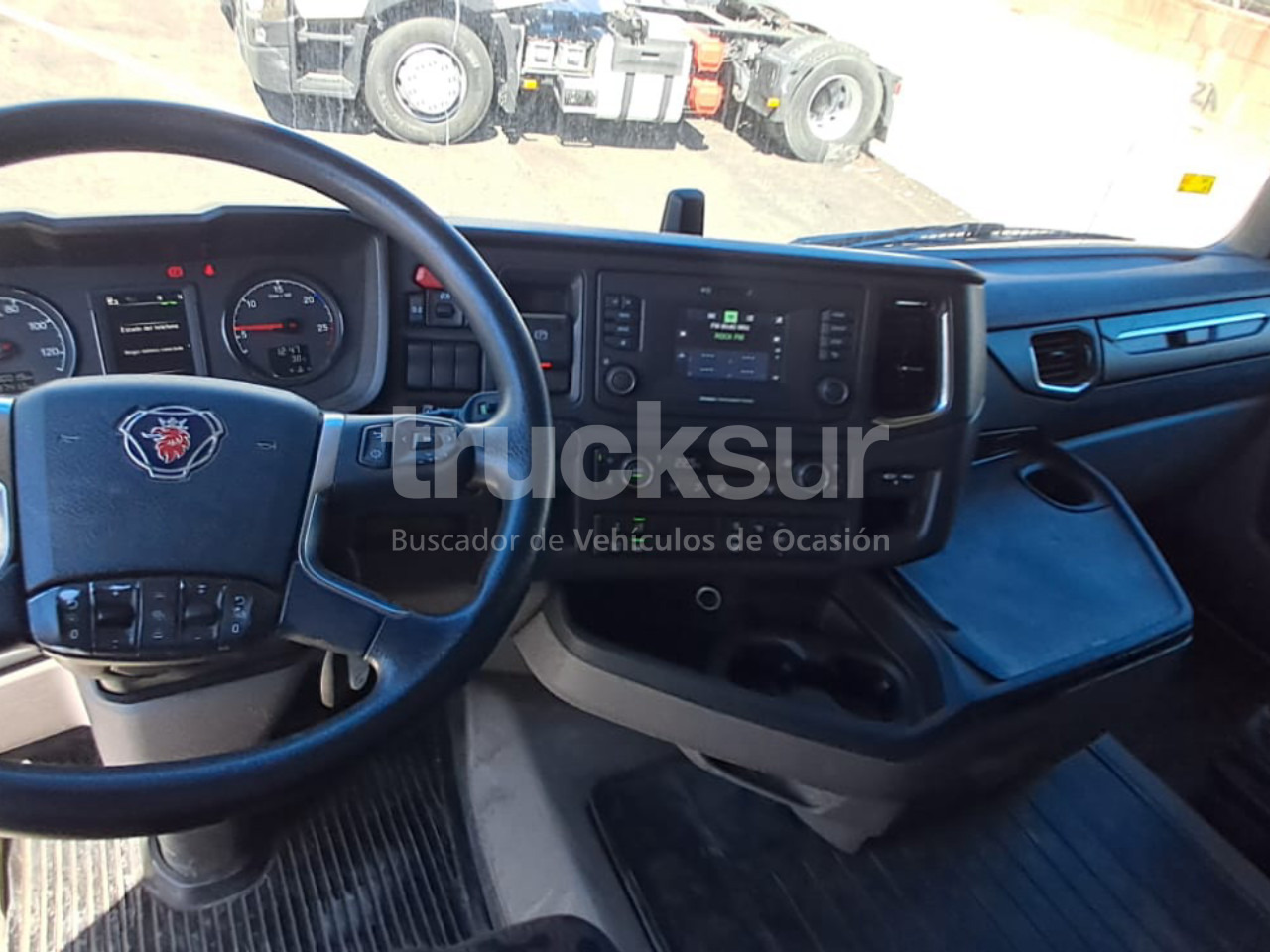 SCANIA R450 - Тягач: фото 5 SCANIA R450 - Тягач: фото 5