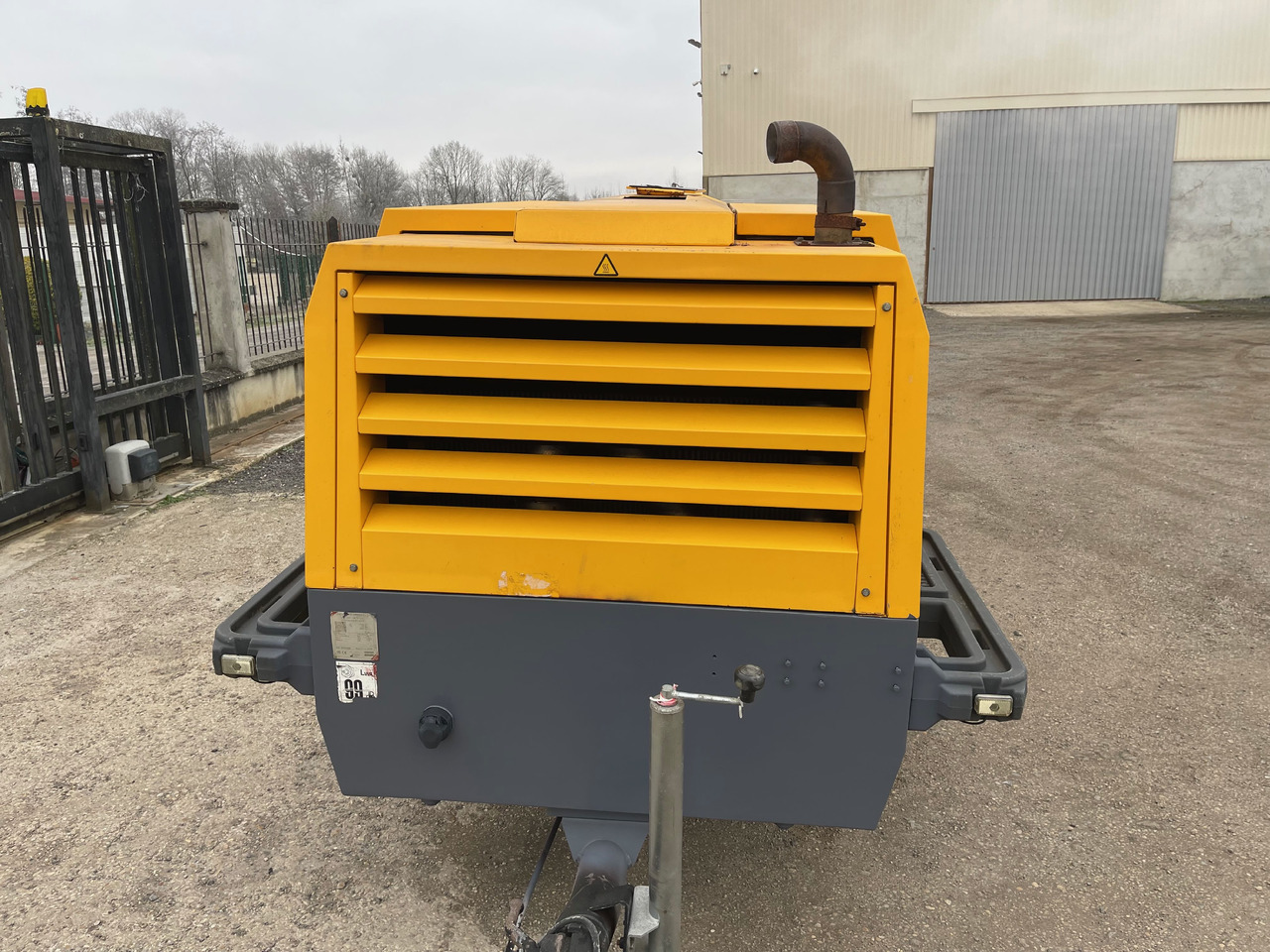 ATLAS COPCO XAVS186 ST4 - Воздушный компрессор: фото 4 ATLAS COPCO XAVS186 ST4 - Воздушный компрессор: фото 4