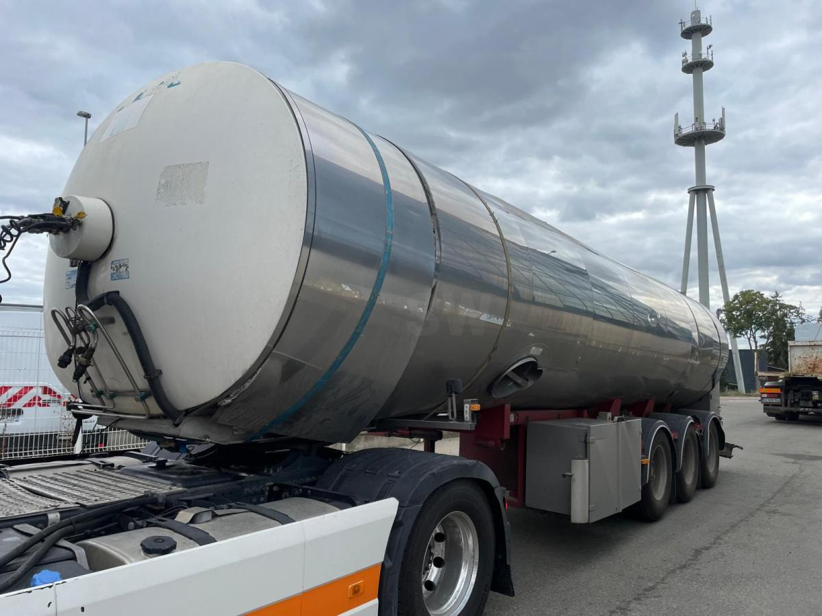 Eta - Полуприцеп-цистерна: фото 1 Eta - Полуприцеп-цистерна: фото 1