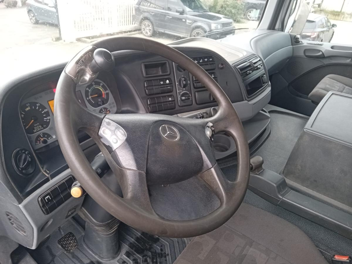 Mercedes Actros 2532 - Грузовик бортовой/ Платформа: фото 3 Mercedes Actros 2532 - Грузовик бортовой/ Платформа: фото 3