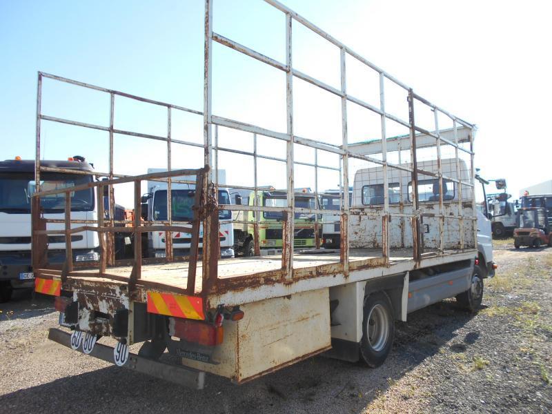 Mercedes Atego 815 - Грузовик бортовой/ Платформа: фото 5 Mercedes Atego 815 - Грузовик бортовой/ Платформа: фото 5