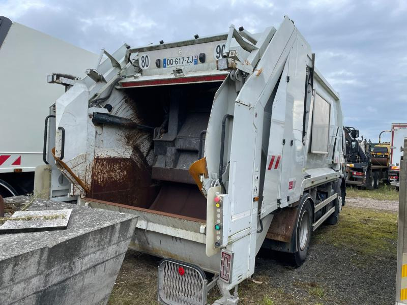 Renault D-Series 19 Wide - Мусоровоз: фото 3 Renault D-Series 19 Wide - Мусоровоз: фото 3