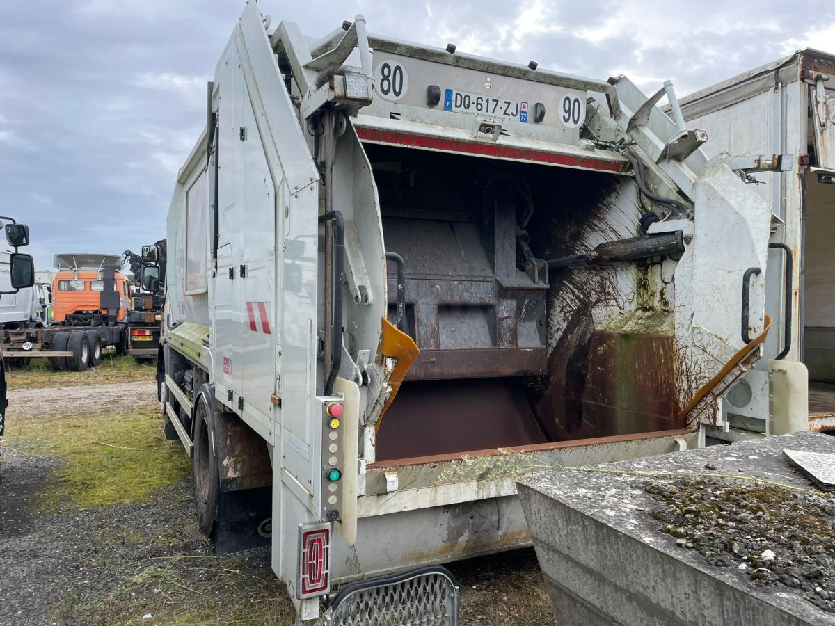 Renault D-Series 19 Wide - Мусоровоз: фото 4 Renault D-Series 19 Wide - Мусоровоз: фото 4