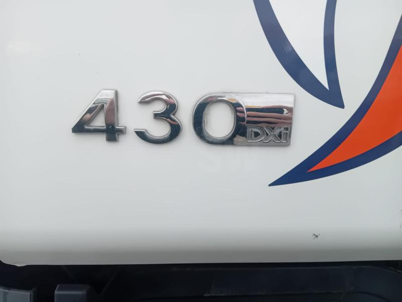 Renault Kerax 430 DXI - Портальный бункеровоз: фото 3 Renault Kerax 430 DXI - Портальный бункеровоз: фото 3