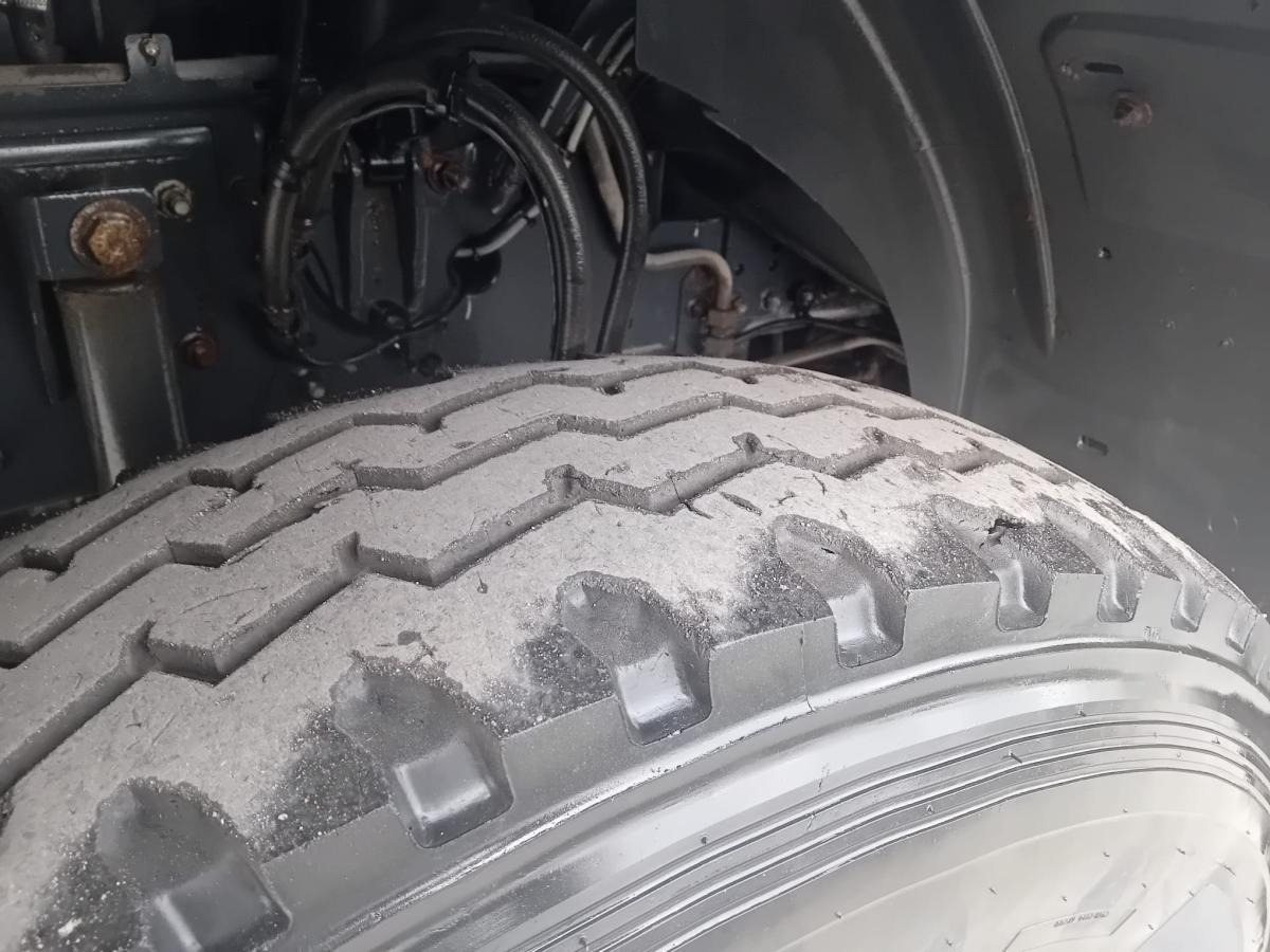 Renault Kerax 430 DXI - Портальный бункеровоз: фото 4 Renault Kerax 430 DXI - Портальный бункеровоз: фото 4