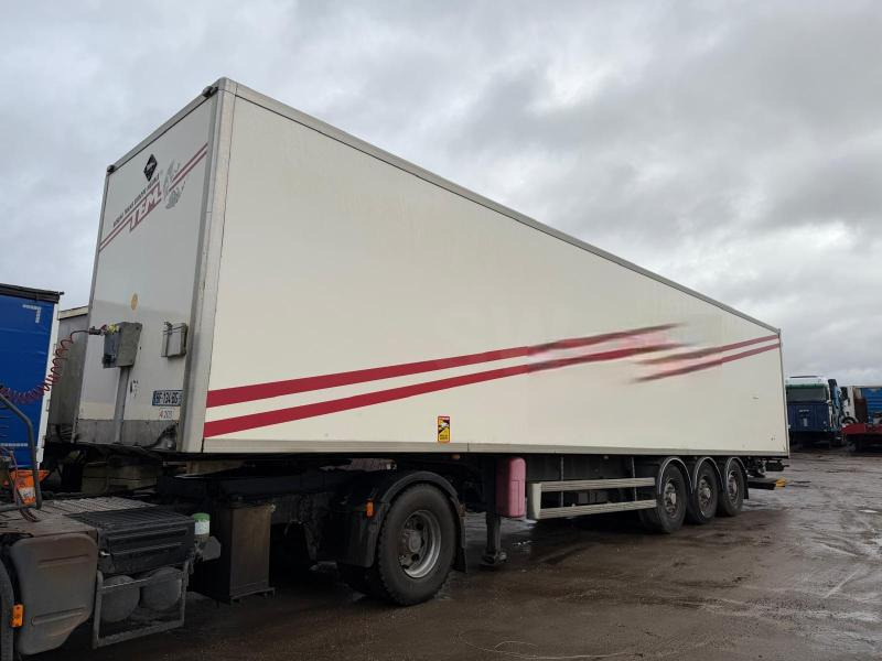 Samro - Полуприцеп-фургон: фото 3 Samro - Полуприцеп-фургон: фото 3