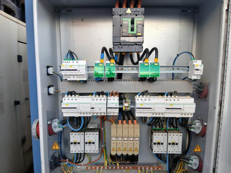 Sdmo J200 - Электрогенератор: фото 5 Sdmo J200 - Электрогенератор: фото 5