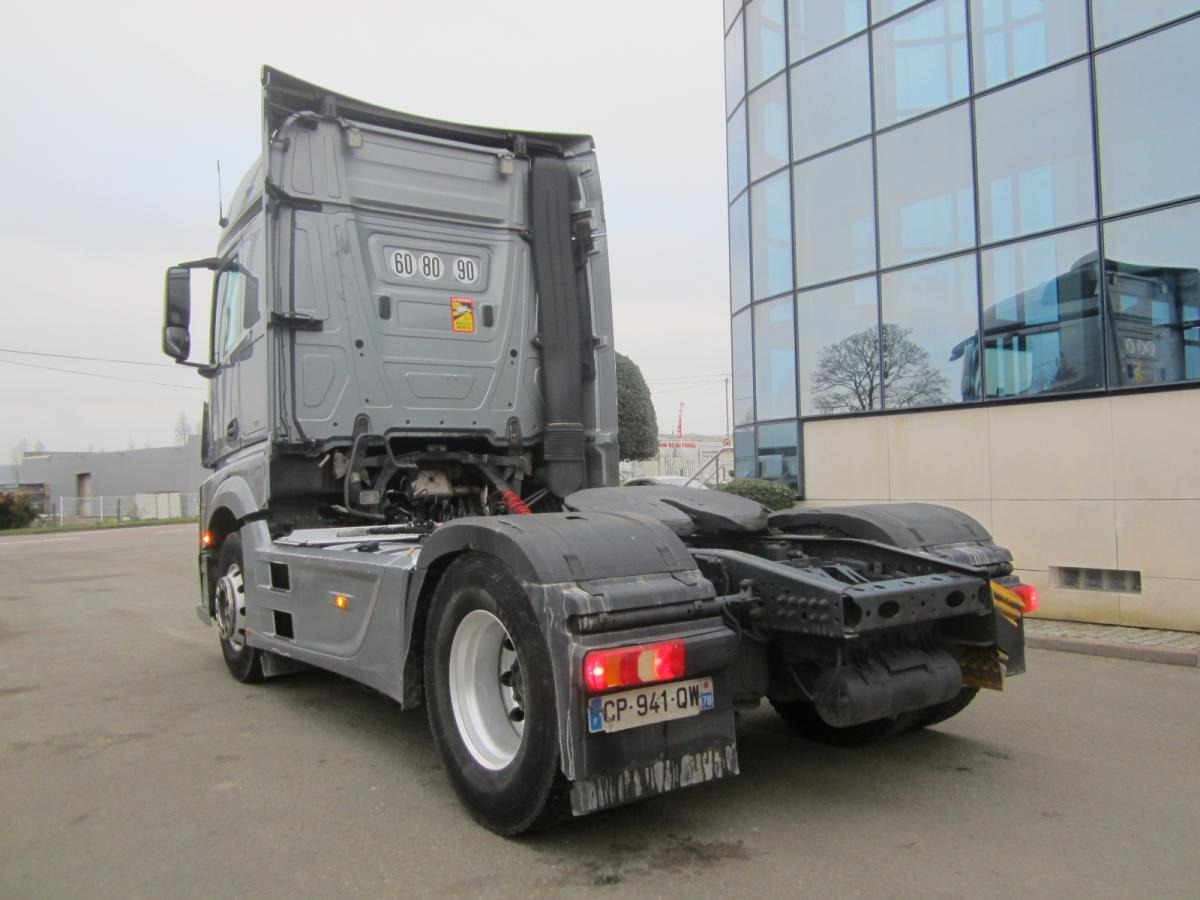 Тягач Mercedes Actros 1845: фото 10