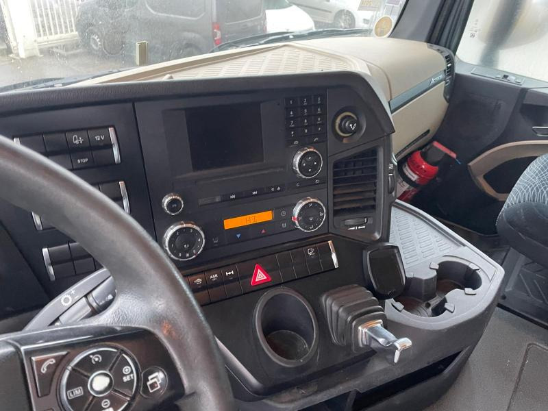 Тягач Mercedes Actros 1845: фото 11