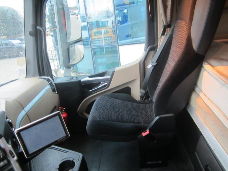 Тягач Mercedes Actros 1845: фото 19