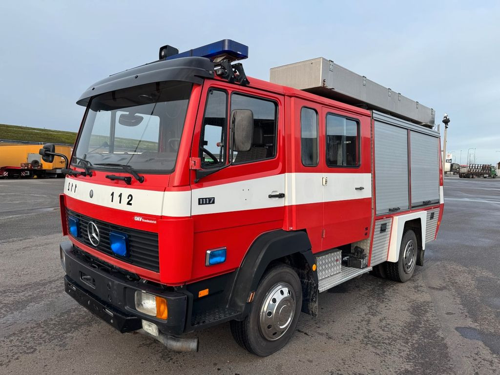 Mercedes-Benz 1117 4x2 Fire truck - Feuerwehr  - Tankspritze  - Грузовик: фото 1 Mercedes-Benz 1117 4x2 Fire truck - Feuerwehr  - Tankspritze  - Грузовик: фото 1