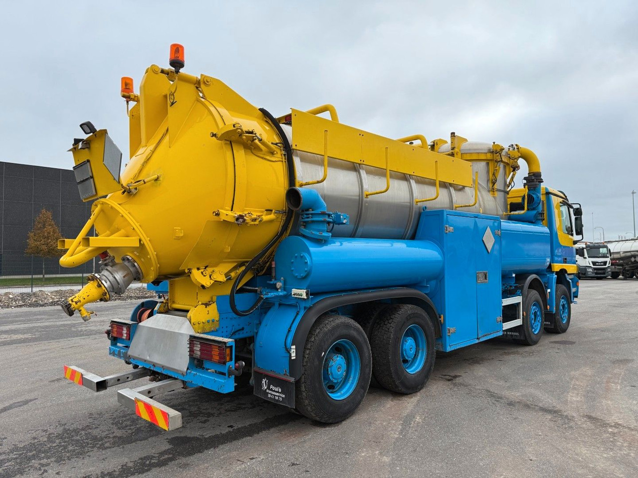 Mercedes-Benz Actros 4140 8x4 KOKS MEGAVAC 8000 ADR Dry Vac - Ассенизатор: фото 3 Mercedes-Benz Actros 4140 8x4 KOKS MEGAVAC 8000 ADR Dry Vac - Ассенизатор: фото 3