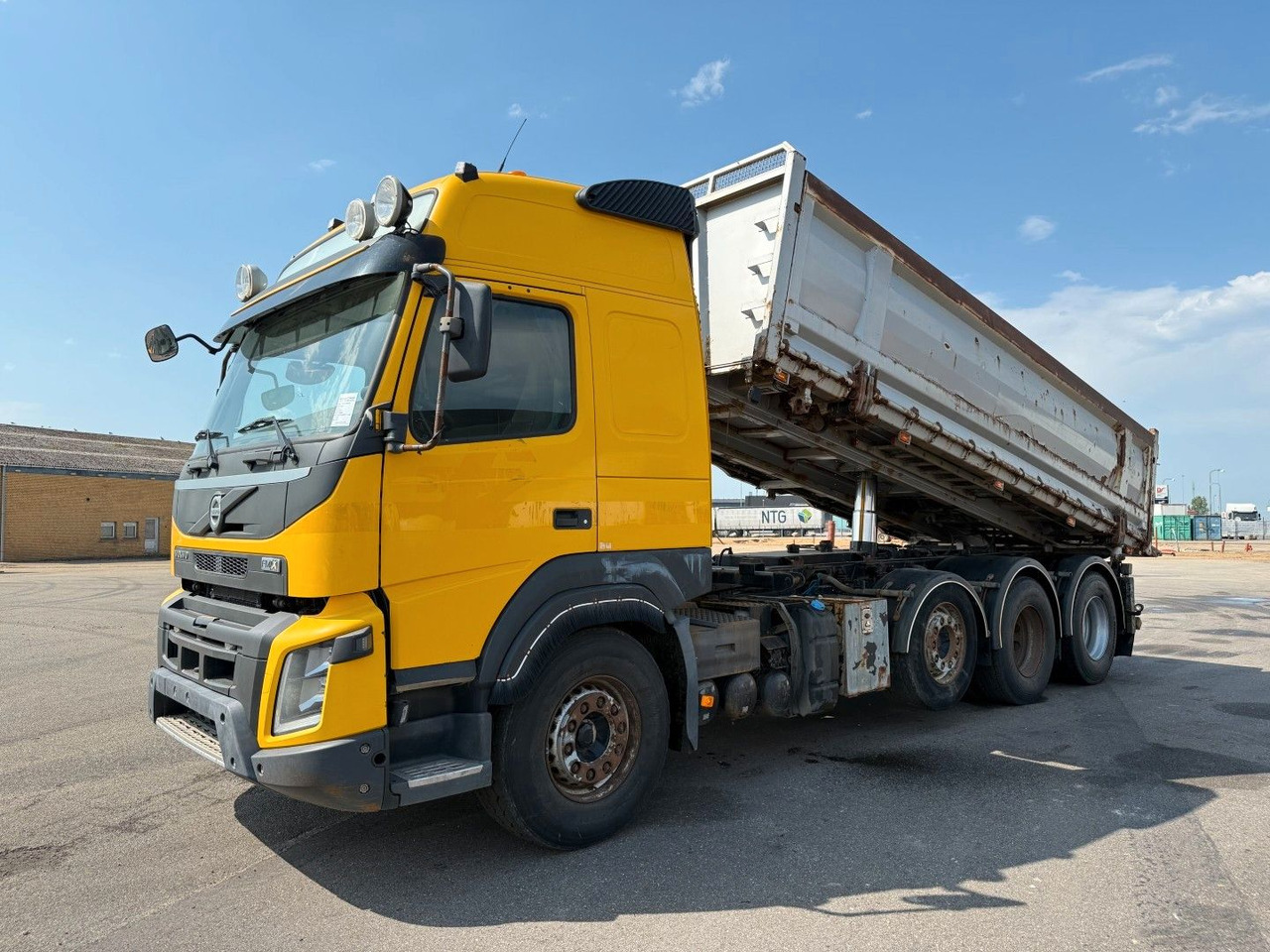 Volvo FMX500 8x4/4 Steel tipper Volvo FMX500 8x4/4 Steel tipper / Kipper - Самосвал: фото 1 Volvo FMX500 8x4/4 Steel tipper Volvo FMX500 8x4/4 Steel tipper / Kipper - Самосвал: фото 1