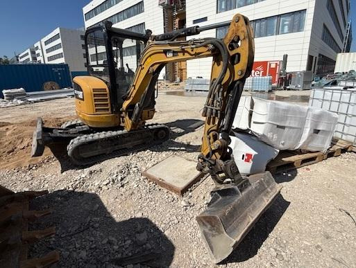 Caterpillar 302.7D CR - Мини-экскаватор: фото 3 Caterpillar 302.7D CR - Мини-экскаватор: фото 3