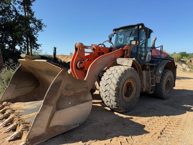 Hitachi ZW310-6 - Колёсный погрузчик: фото 2 Hitachi ZW310-6 - Колёсный погрузчик: фото 2