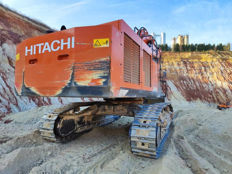 Hitachi ZX890LCH-6 - Гусеничный экскаватор: фото 3 Hitachi ZX890LCH-6 - Гусеничный экскаватор: фото 3