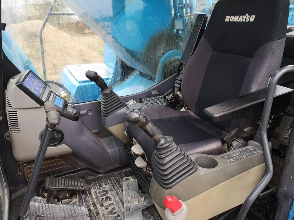 Komatsu PC490LC-10 - Гусеничный экскаватор: фото 5 Komatsu PC490LC-10 - Гусеничный экскаватор: фото 5