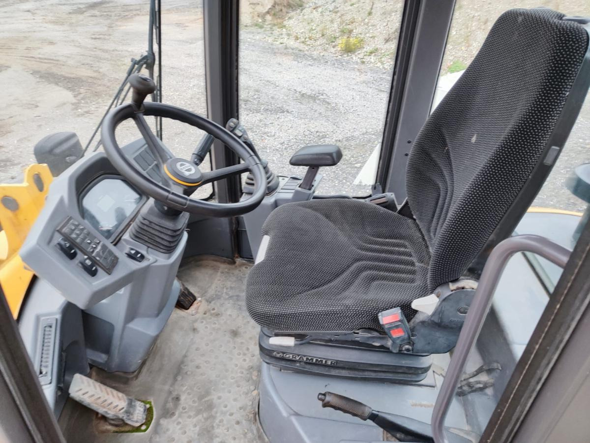 Volvo L30G - Колёсный погрузчик: фото 4 Volvo L30G - Колёсный погрузчик: фото 4