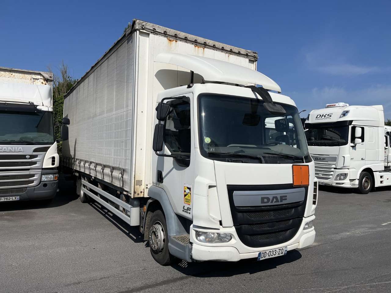 DAF LF 220 - Грузовик с закрытым кузовом: фото 1 DAF LF 220 - Грузовик с закрытым кузовом: фото 1