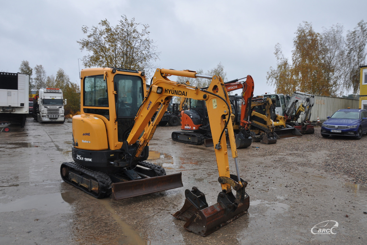 Hyundai R25Z-9AK - Мини-экскаватор: фото 2 Hyundai R25Z-9AK - Мини-экскаватор: фото 2