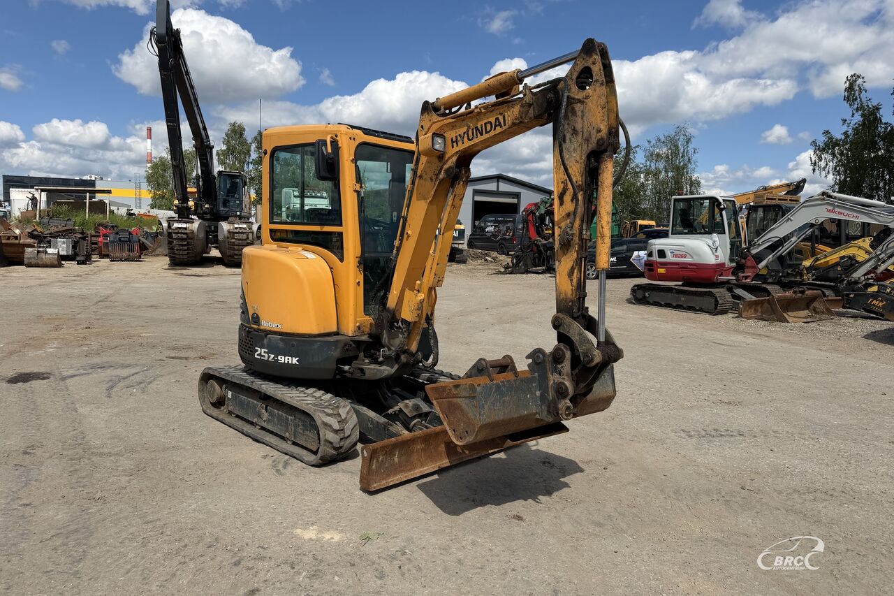 Hyundai R25Z-9AK - Мини-экскаватор: фото 2 Hyundai R25Z-9AK - Мини-экскаватор: фото 2