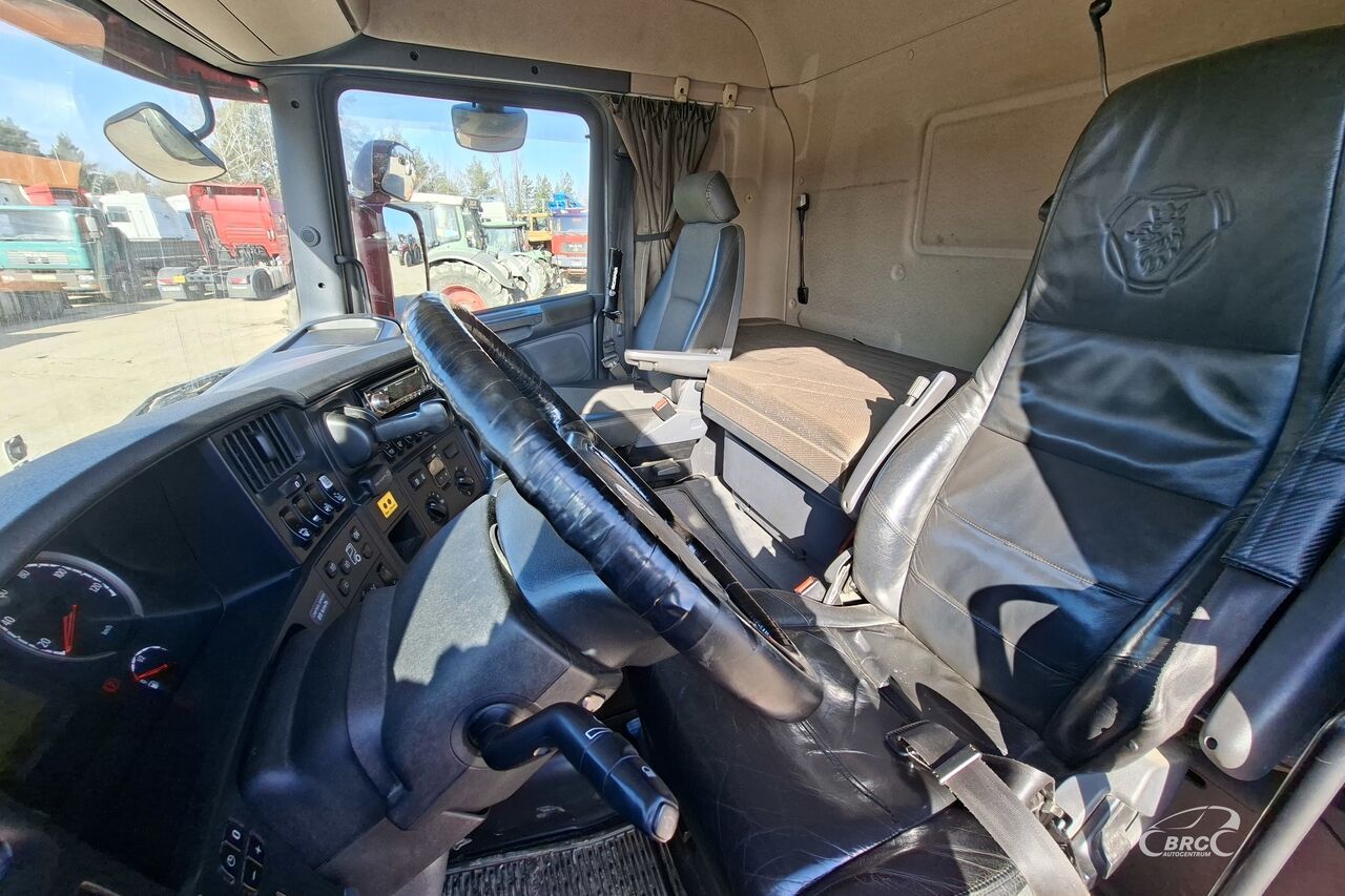 Самосвал Scania R 560: фото 11 Самосвал Scania R 560: фото 11