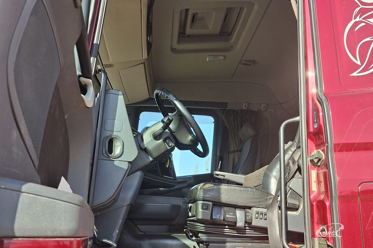 Самосвал Scania R 560: фото 17 Самосвал Scania R 560: фото 17