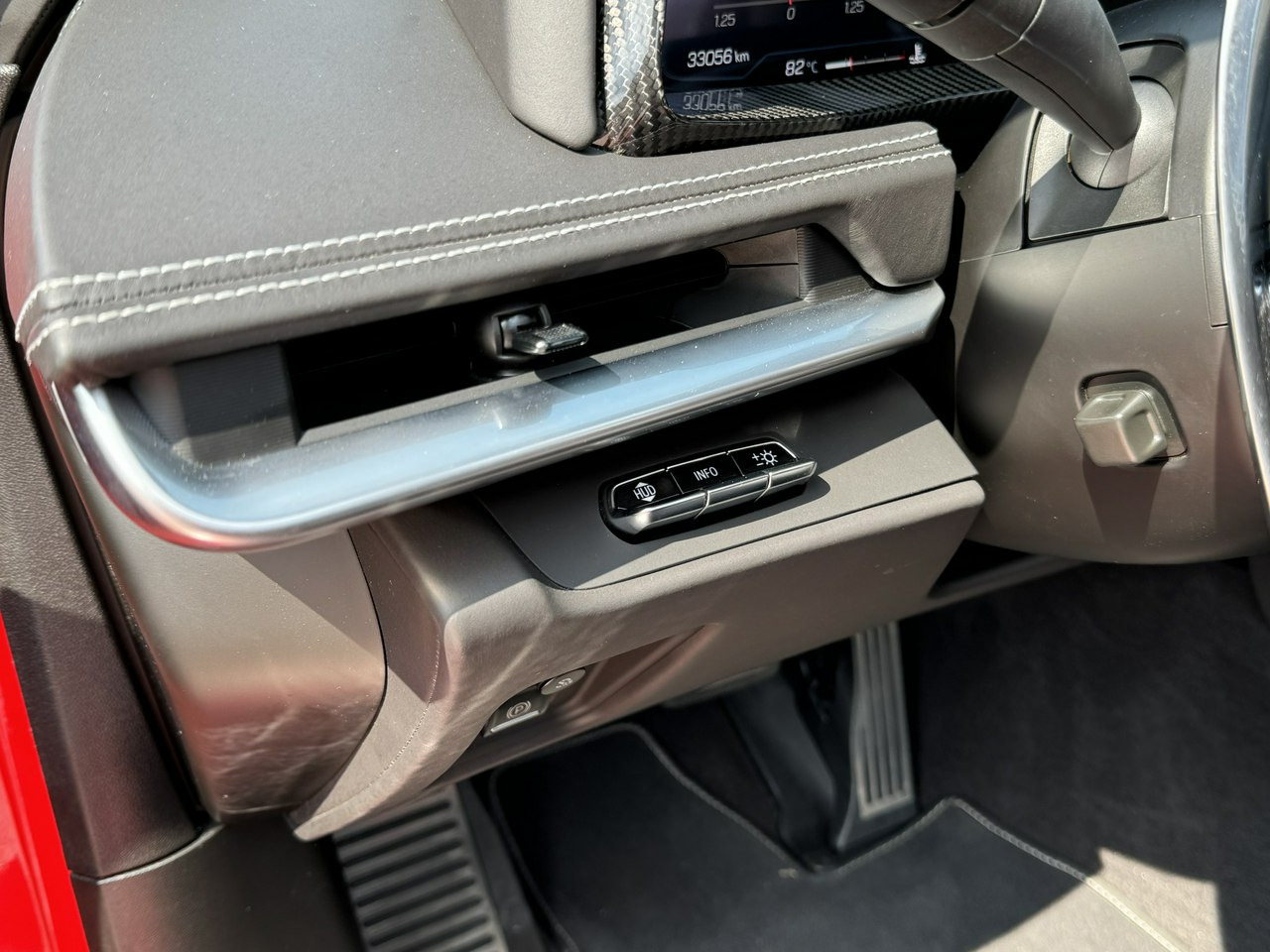 Кабриолет Chevrolet Corvette: фото 32