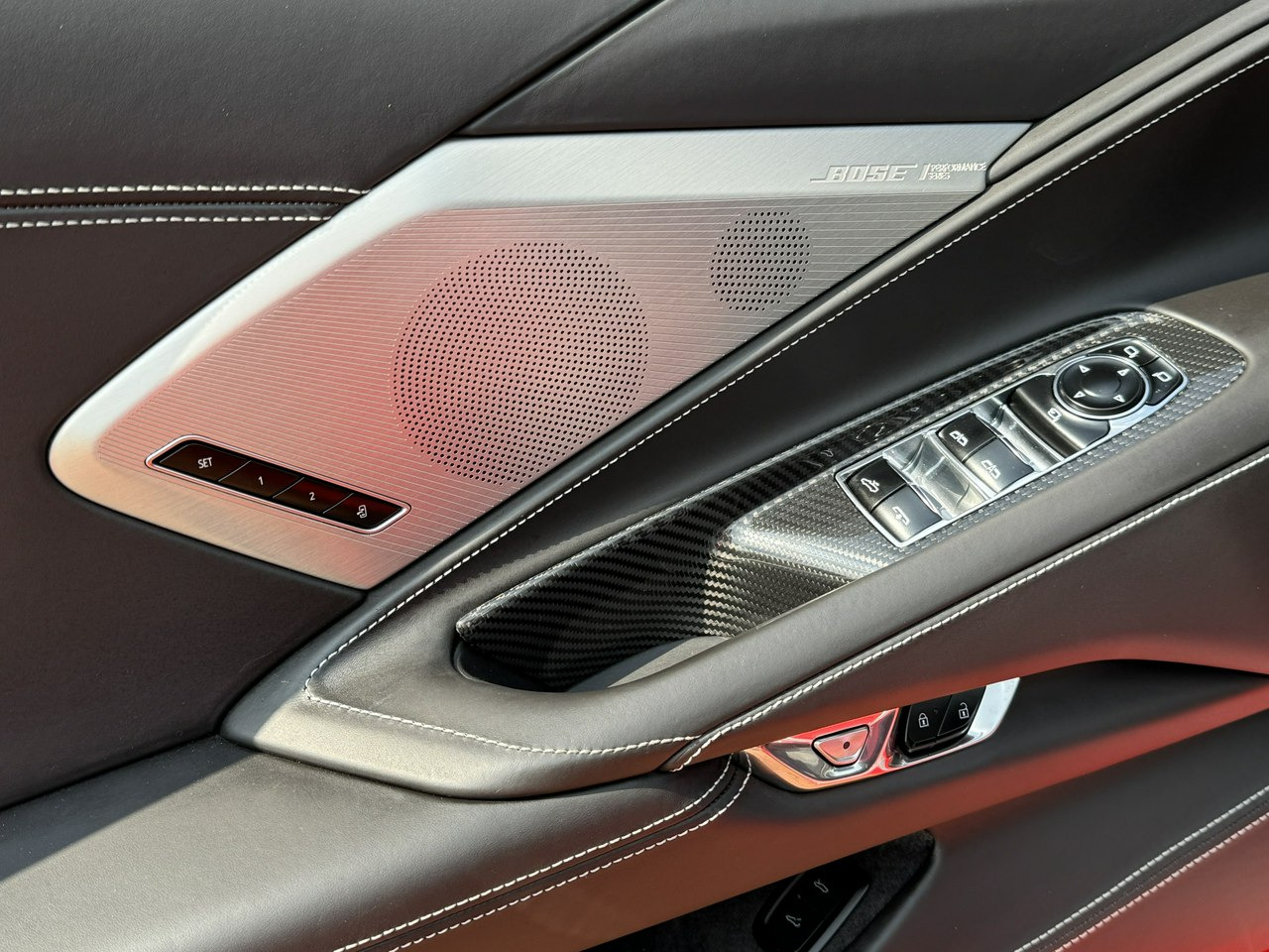 Кабриолет Chevrolet Corvette: фото 27