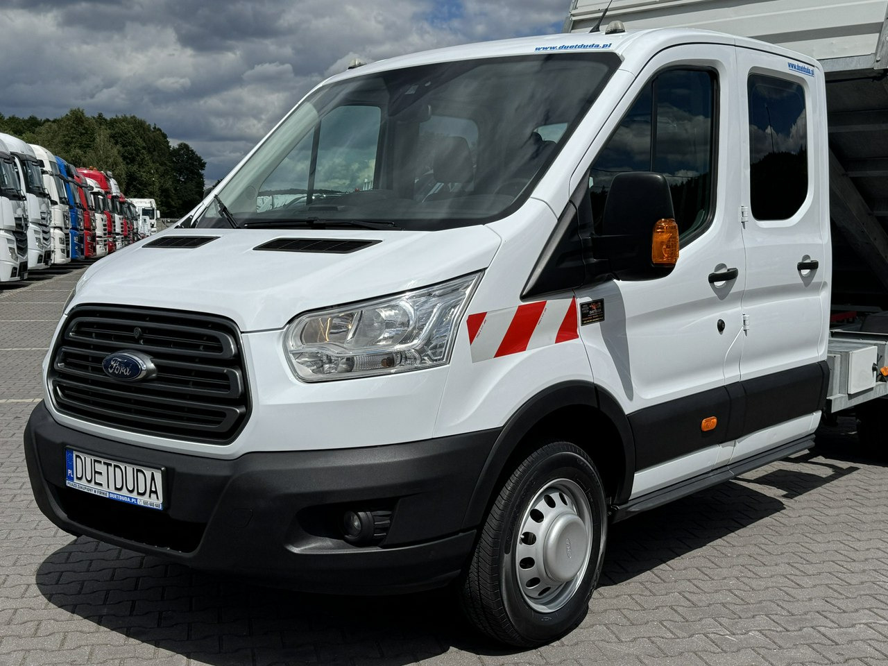 Малотоннажный самосвал Ford Transit: фото 8 Малотоннажный самосвал Ford Transit: фото 8