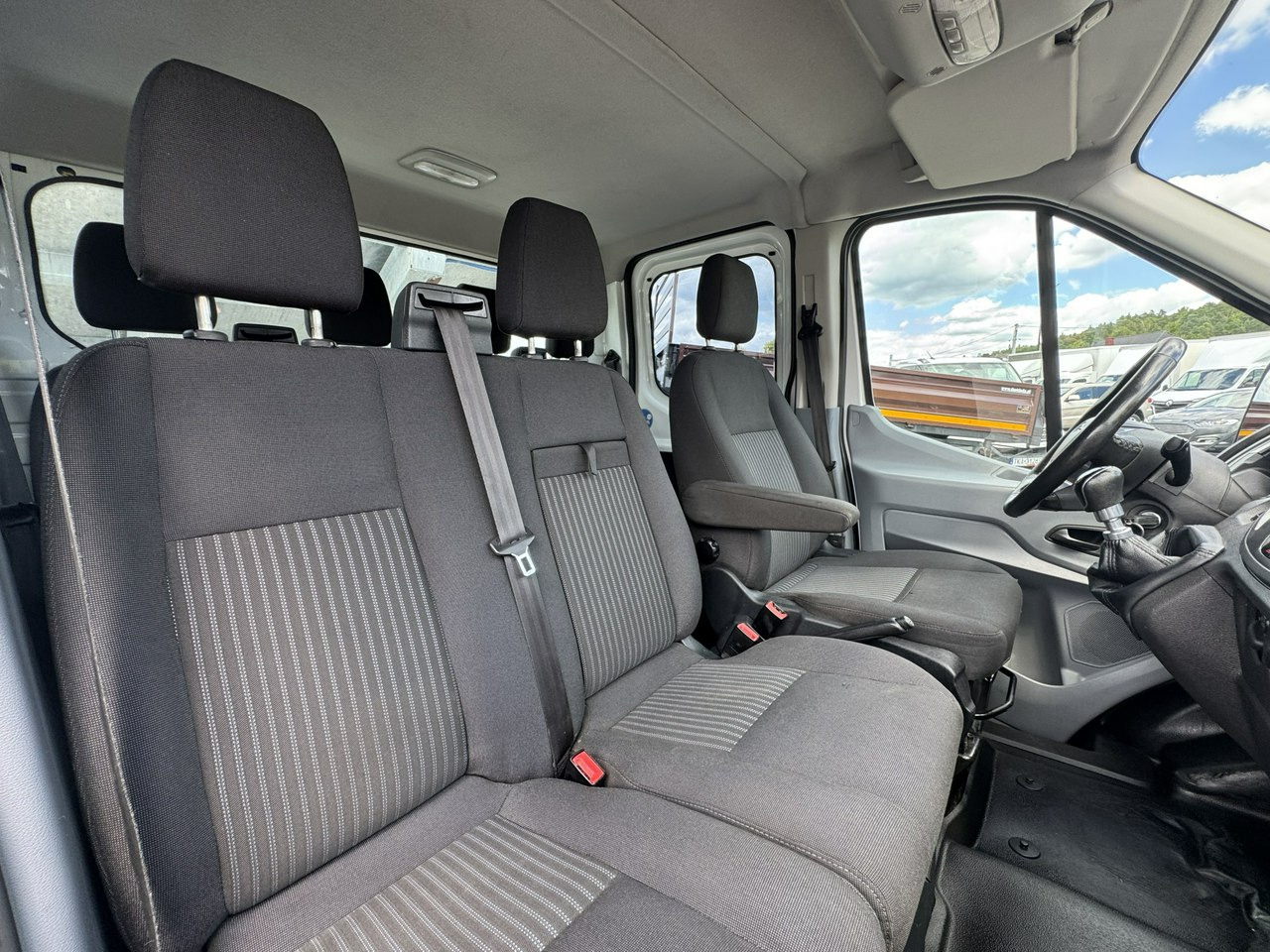 Малотоннажный самосвал Ford Transit: фото 37 Малотоннажный самосвал Ford Transit: фото 37