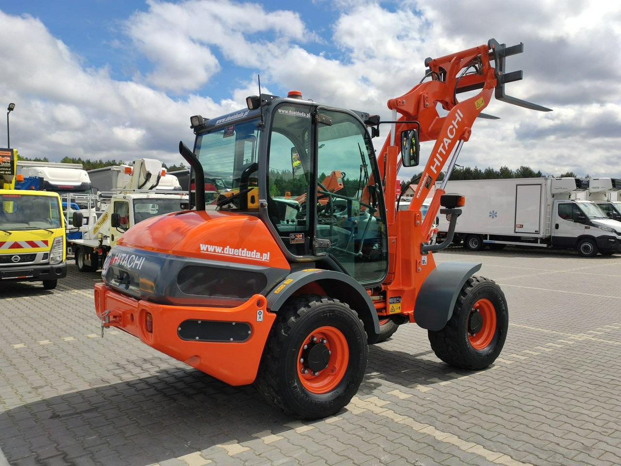 Hitachi ZW75 Wheel Loader Szybko-Złącze Widły Stan Bardzo Dobry - Колёсный погрузчик: фото 5 Hitachi ZW75 Wheel Loader Szybko-Złącze Widły Stan Bardzo Dobry - Колёсный погрузчик: фото 5