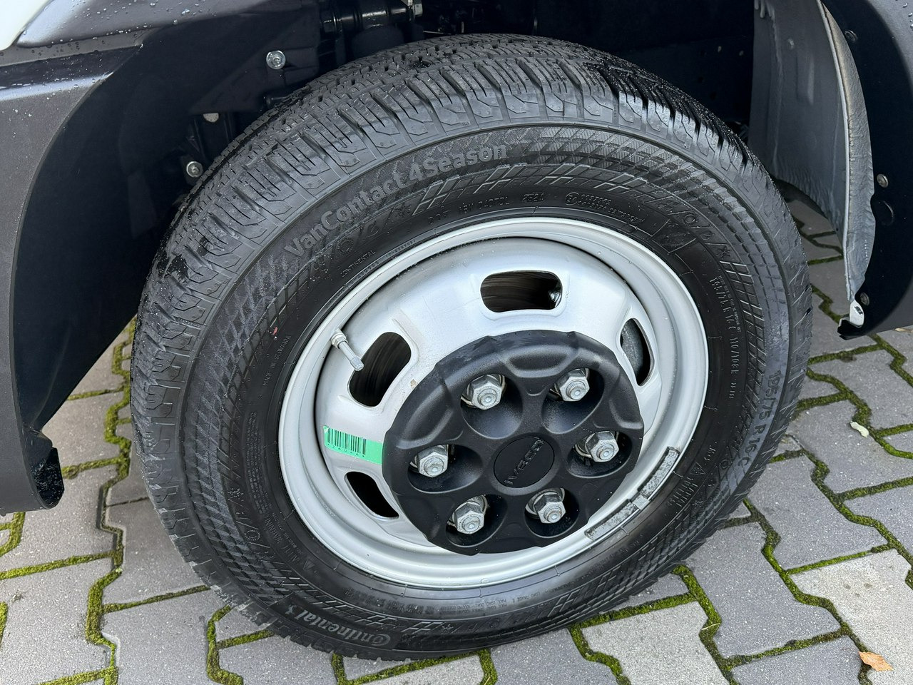 Iveco Daily 35C16 V - Малотоннажный фургон: фото 4 Iveco Daily 35C16 V - Малотоннажный фургон: фото 4