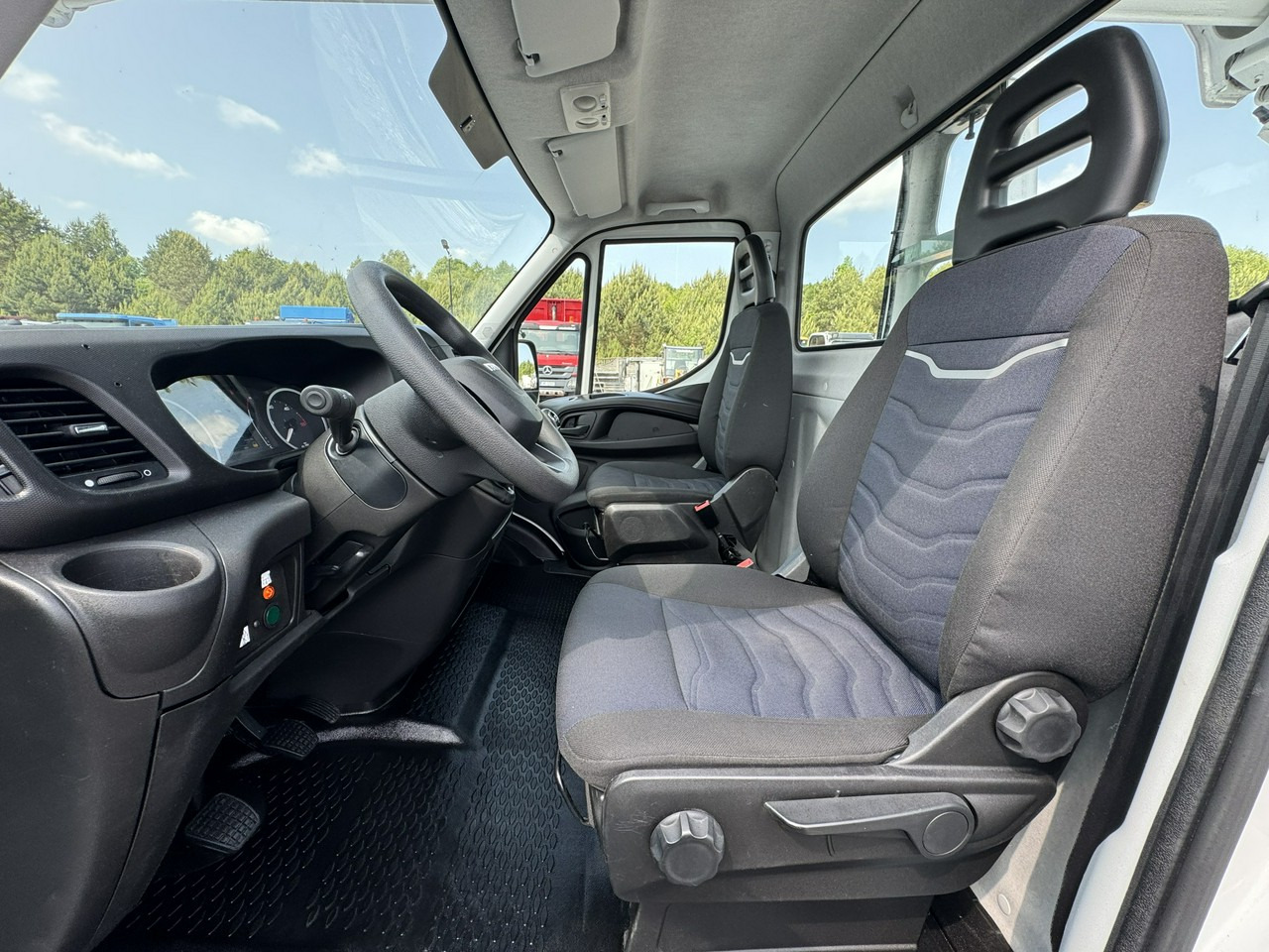 Iveco Daily 35S14 лизинг Iveco Daily 35S14: фото 24