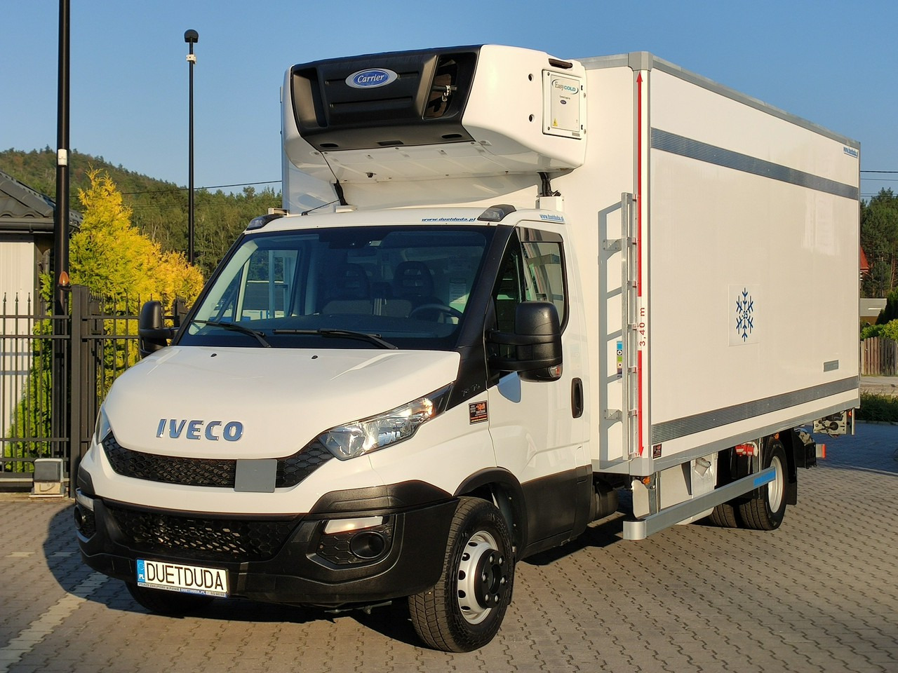 Iveco Daily 70C17 Mroźnia Ściana Grodziowa Multitemperatura - Малотоннажный рефрижератор: фото 5 Iveco Daily 70C17 Mroźnia Ściana Grodziowa Multitemperatura - Малотоннажный рефрижератор: фото 5