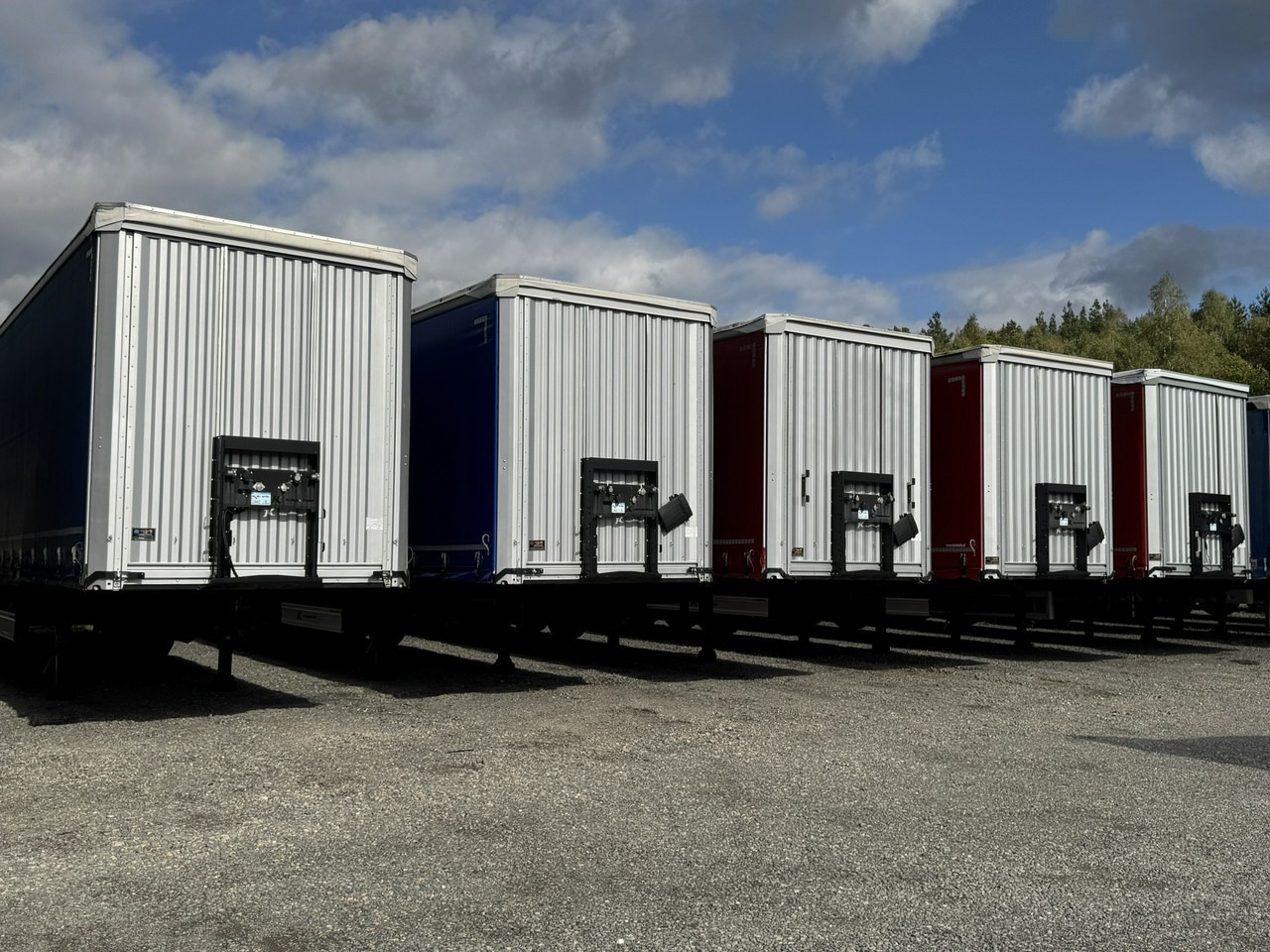 Kassbohrer Maxima XS Standard Super Stan !!! - Тентованный полуприцеп: фото 2 Kassbohrer Maxima XS Standard Super Stan !!! - Тентованный полуприцеп: фото 2