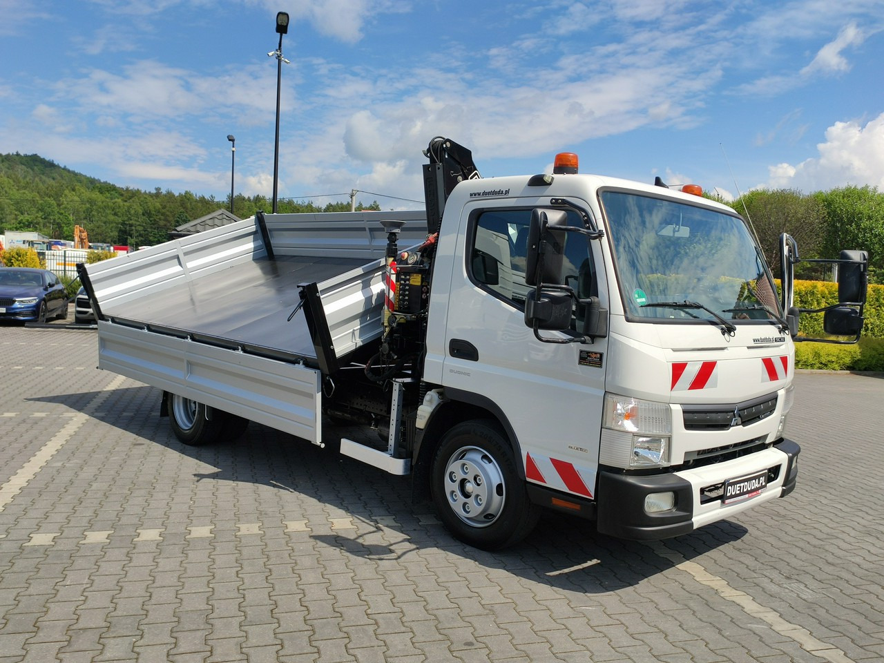 Mitsubishi Canter Fuso 9C18 3.0/180KM Automat, HDS FASSI F30 Wywrotka 3-str - Самосвал, Автоманипулятор: фото 2 Mitsubishi Canter Fuso 9C18 3.0/180KM Automat, HDS FASSI F30 Wywrotka 3-str - Самосвал, Автоманипулятор: фото 2