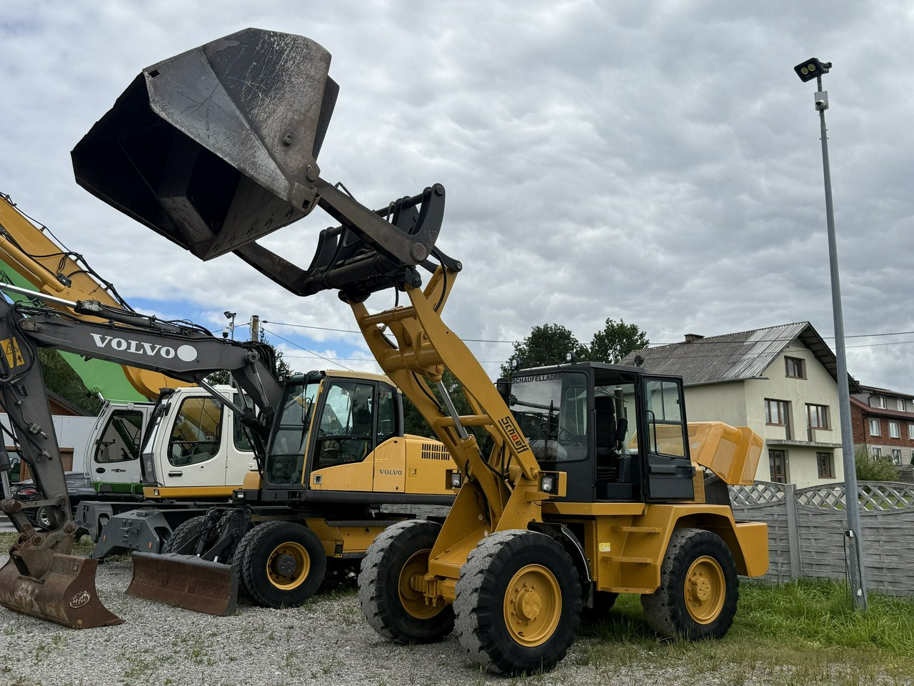 Колёсный погрузчик Schaeff ZL140 ZEPPELIN Chwytak do Drzewa Łyżka Wysokiego Wysypu: фото 1