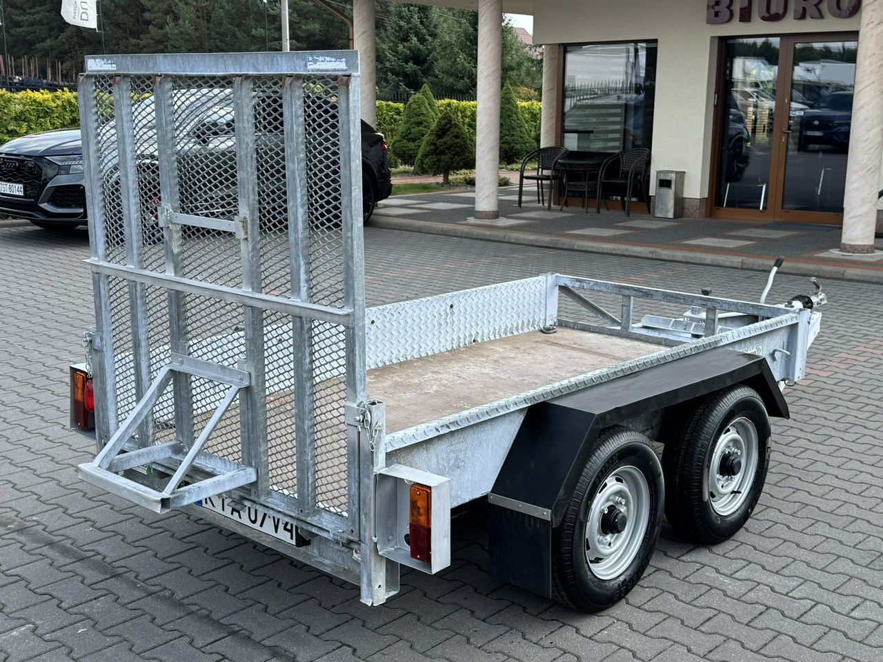 Titan Ciężarowa Pod minikoparkę sprzęt budowlany 2-osiowa Super Stan - Прицеп для спецтехники: фото 2 Titan Ciężarowa Pod minikoparkę sprzęt budowlany 2-osiowa Super Stan - Прицеп для спецтехники: фото 2