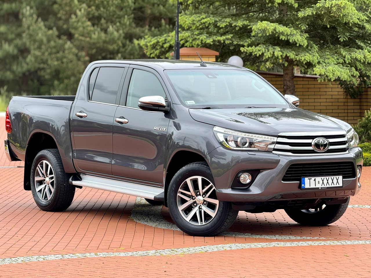 Toyota Hilux - Пикап: фото 1 Toyota Hilux - Пикап: фото 1