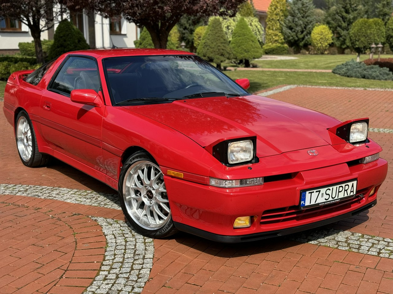 Toyota Supra - Купе: фото 1 Toyota Supra - Купе: фото 1