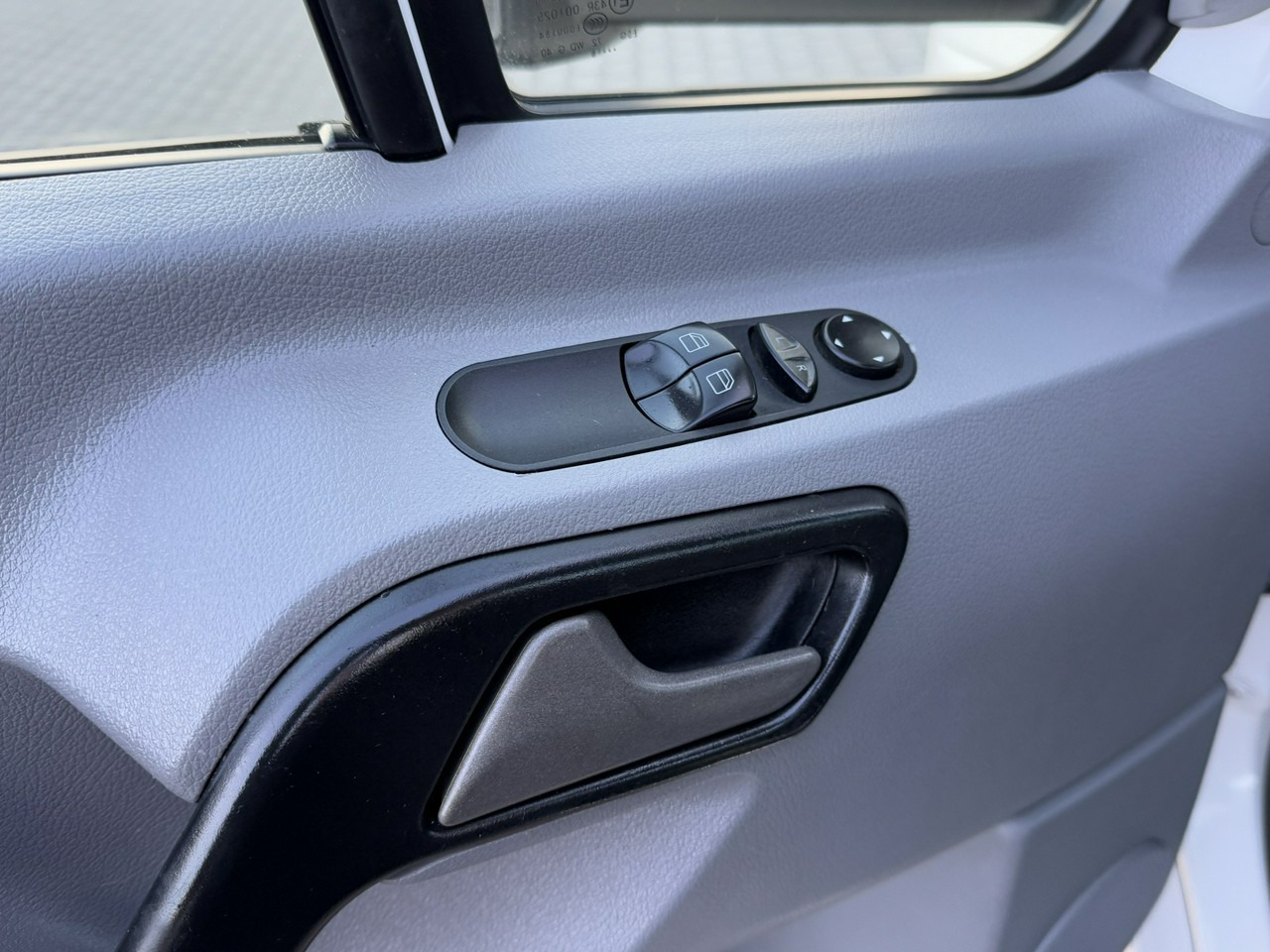 Малотоннажный самосвал Volkswagen Crafter: фото 26