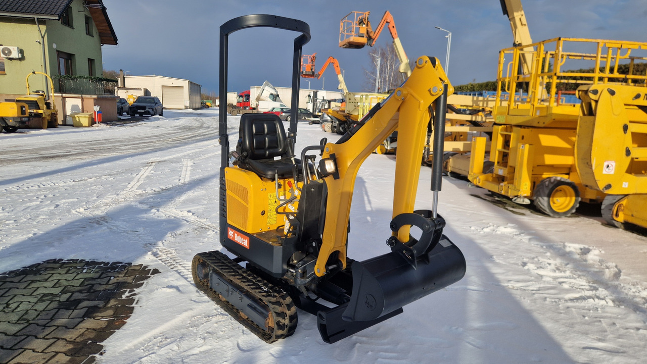 BOBCAT E08 AAEM - Мини-экскаватор: фото 3 BOBCAT E08 AAEM - Мини-экскаватор: фото 3