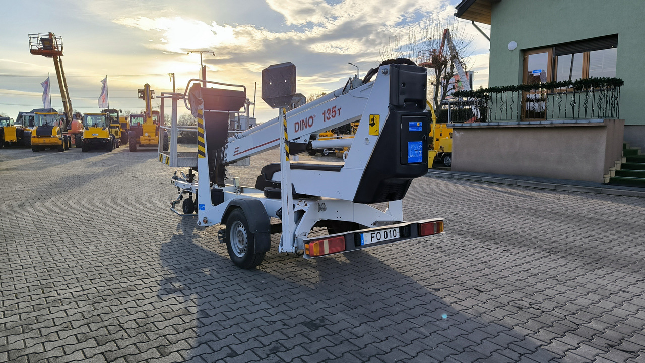 DINO 135 T - Прицепной подъемник: фото 4 DINO 135 T - Прицепной подъемник: фото 4