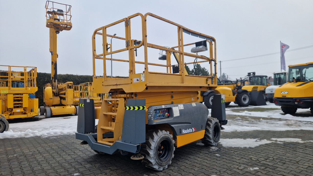 HAULOTTE Compact 12 DX - Ножничный подъемник: фото 2 HAULOTTE Compact 12 DX - Ножничный подъемник: фото 2