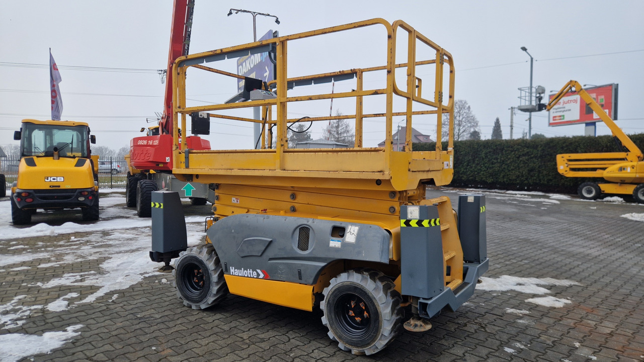 HAULOTTE Compact 12 DX - Ножничный подъемник: фото 1 HAULOTTE Compact 12 DX - Ножничный подъемник: фото 1