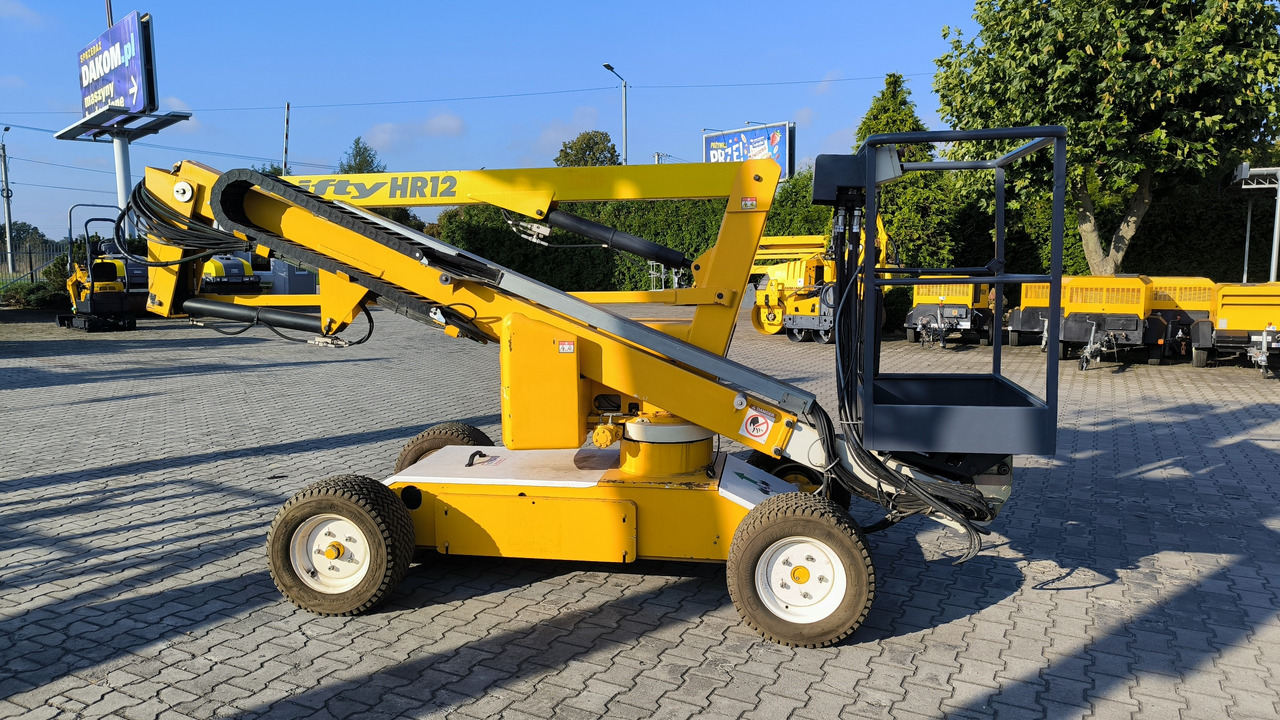 NIFTYLIFT HR 12 NE - Коленчатый подъемник: фото 5 NIFTYLIFT HR 12 NE - Коленчатый подъемник: фото 5