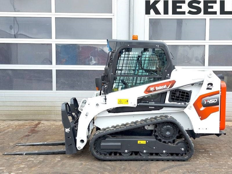 Bobcat T 450 - Мини-погрузчик с бортовым поворотом: фото 1 Bobcat T 450 - Мини-погрузчик с бортовым поворотом: фото 1