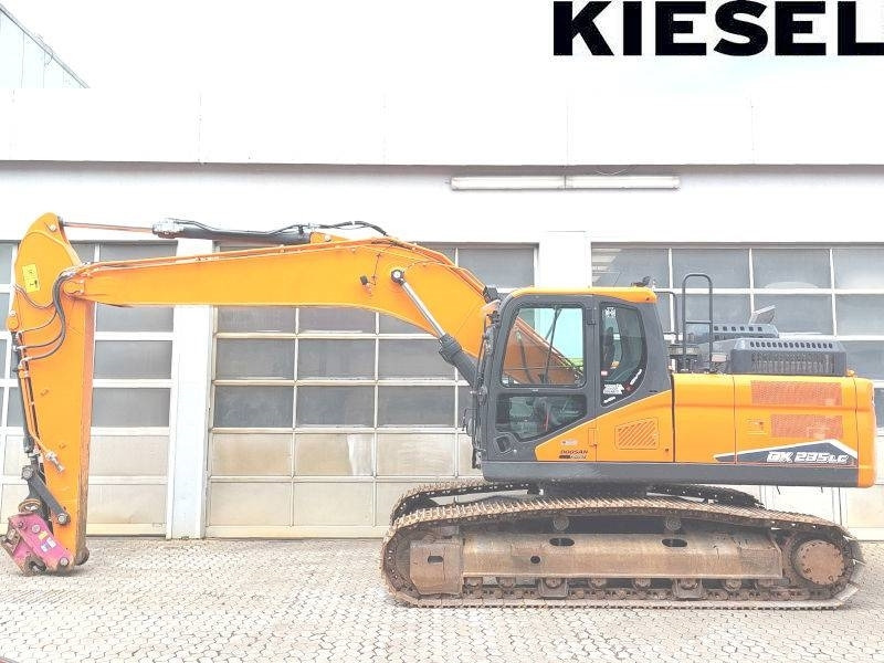 Doosan DX 235 LC-7 - Гусеничный экскаватор: фото 1 Doosan DX 235 LC-7 - Гусеничный экскаватор: фото 1