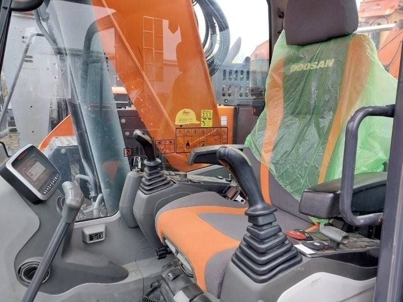 Гусеничный экскаватор Doosan DX 235 LCR-5: фото 13